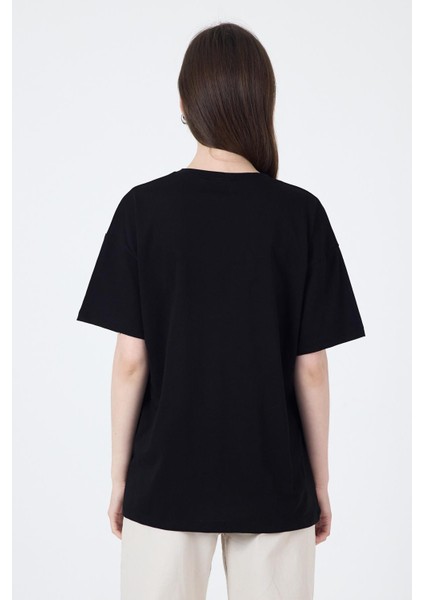 Siyah Yazı Baskılı Oversize Pamuklu Tişört 2150-5M indirimleri