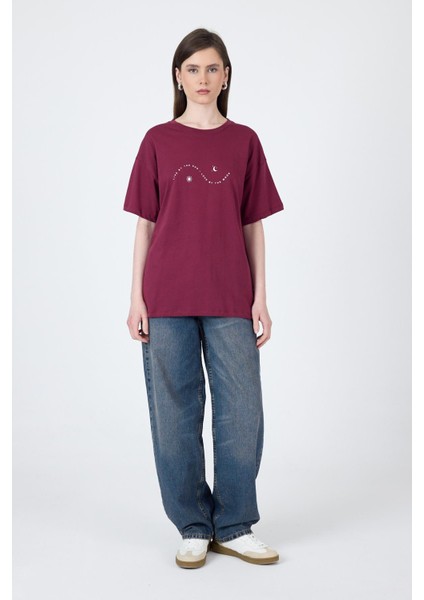 Bordo Yazı Baskılı Oversize Pamuklu Tişört 2150-32M fiyatları