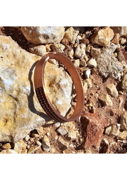 Chevron Modeli Bakır Kelepçe Bileklik - Otantik Unisex Tasarım El Yapımı