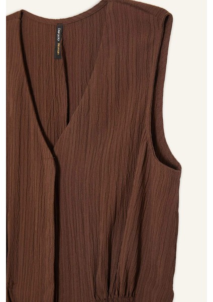 V Yaka Gofre Dokulu Kolsuz Midi Yazlık Elbise F3408AX25SM fiyatları