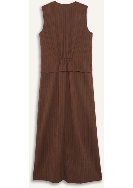 V Yaka Gofre Dokulu Kolsuz Midi Yazlık Elbise F3408AX25SM modelleri