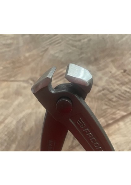 250MM Kerpeten Kalıpcı Kelpeteni Betoncu Kerpeteni 25CM France