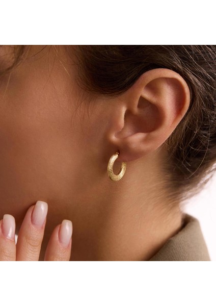 14 Ayar Altın Italyan Yassı Çizgili Halka Küpe 1,5 cm modelleri