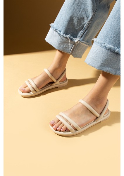 Esnek Bantlı Rahat Taban Kadın Sandalet 59-173-25