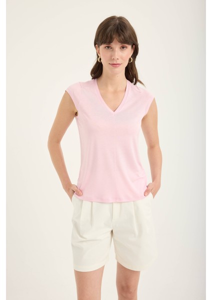 Robalı V Yaka Tshirt