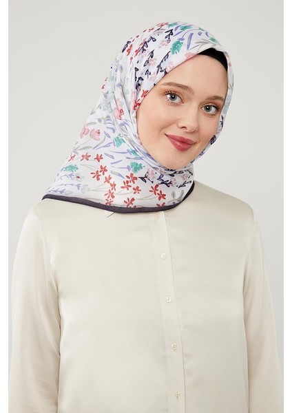 Koyu Lacivert Çiçekli Cotton Eşarp