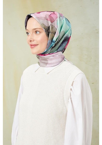 Ekru Sulu Boya Desenli Twill Digital Eşarp modelleri