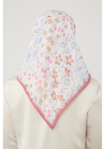 Fuşya Çiçekli Cotton Eşarp fırsatları