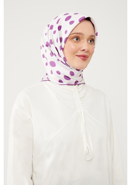 Menekşe Puantiye Desen Twill Digital Eşarp
