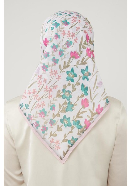 Pudra Çiçekli Cotton Eşarp fırsatları