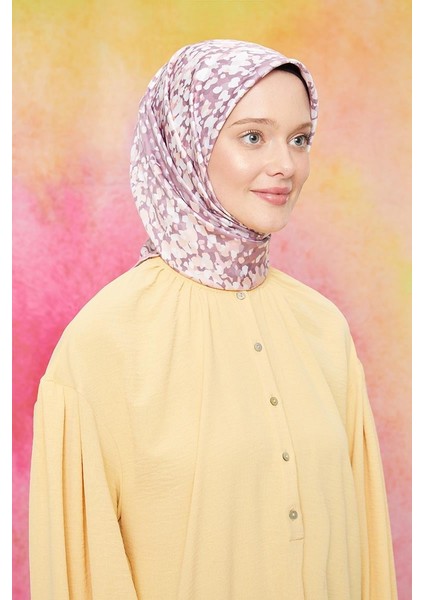 Pembe Batik Desen Twill Digital Eşarp fırsatları