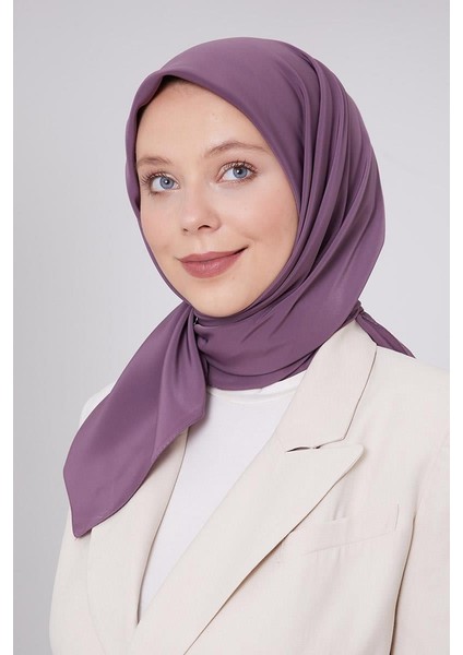 Menekşe Medine İpeği Eşarp fırsatları