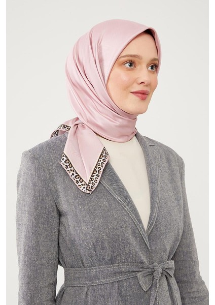 Pembe Leopar Desen Twill Digital Eşarp fiyatları