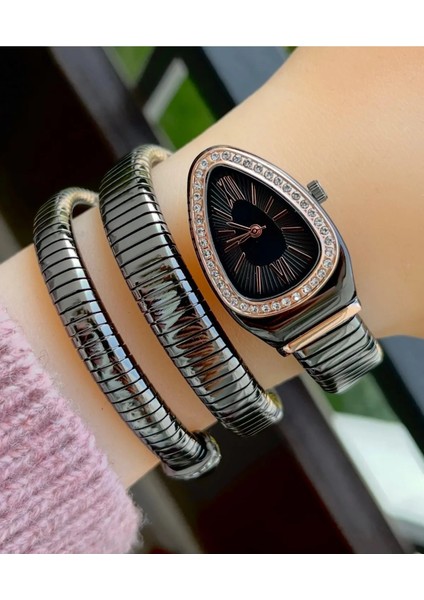 Özel Kutusunda Siyah Renk Yılan Model Taşlı Vintage Kadın Kol Saati fırsatları