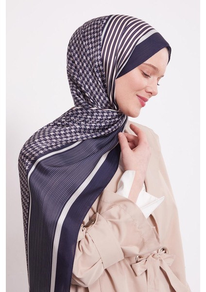 Lacivert Kazayağı Desen Brand Şal