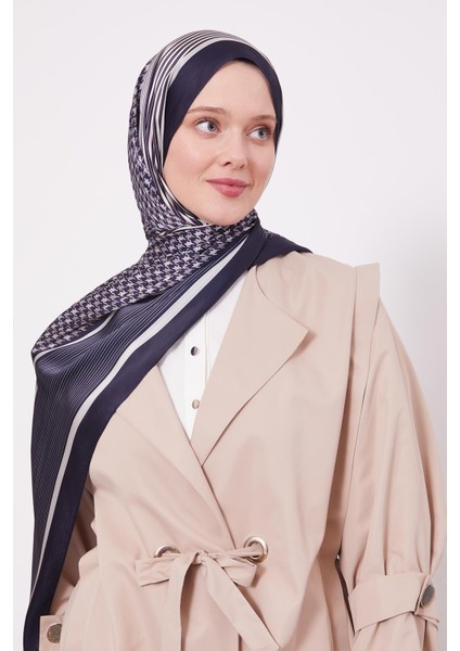 Lacivert Kazayağı Desen Brand Şal fırsatları