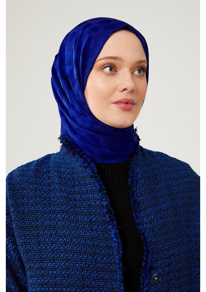 Saks Ay Desen Jakarlı Elegance Şal modelleri