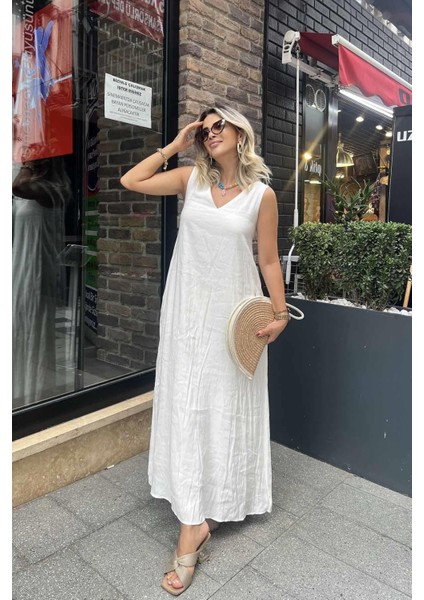 Lastik Askılı Elbise Beyaz