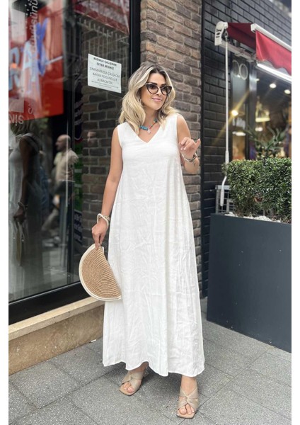 Lastik Askılı Elbise Beyaz