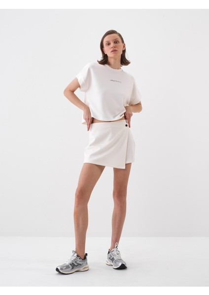 Kadın Beyaz Oversize Modal Şort Etek