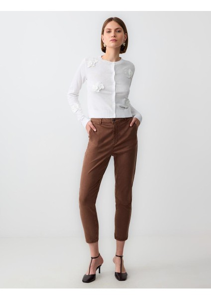 Beyaz %100 Pamuk Dar Kesim Çiçek Desenli Uzun Kollu Triko Hırka fiyatları