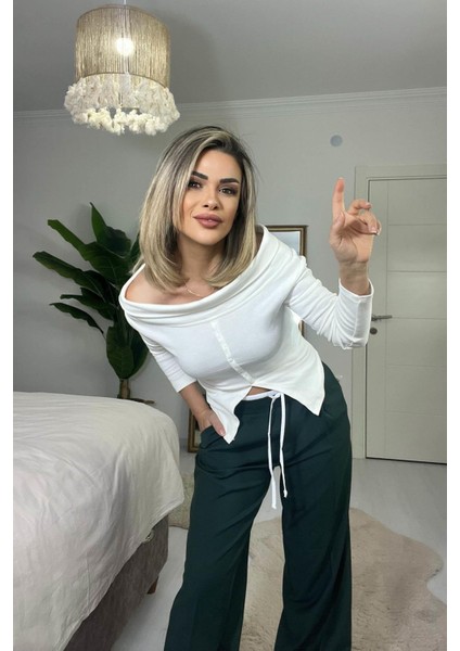 Kayık Yaka Önü Düüğmeli Body Beyaz fırsatları