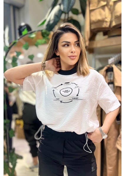 Beli Lastikli Kadife Baskı Bluz Beyaz fiyatları