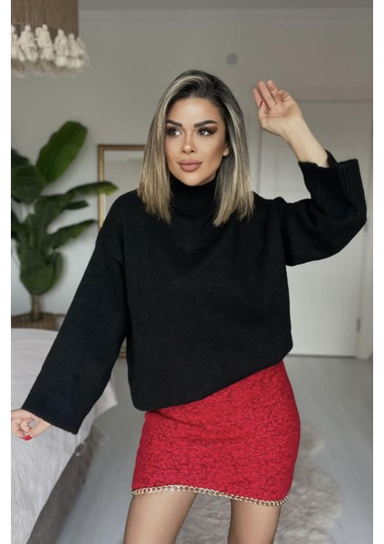 Zincir Detay Mini Etek Kırmızı modelleri