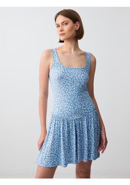 Mavi Rahat Kesim Kare Yaka Kolsuz Çiçek Desenli Örme Mini Elbise