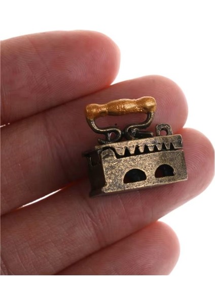 Minyatür Metal Ütü Bebek Evi Çocuk Oyuncakları Için