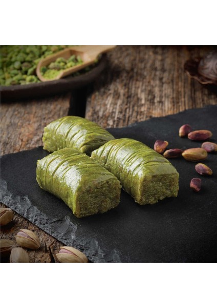 Fıstıklı Sarma