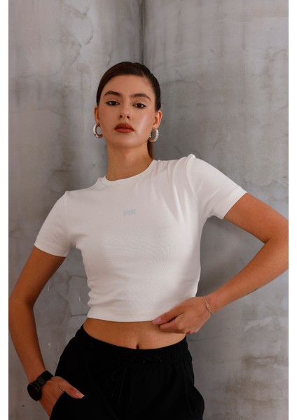 Kadın Ekru Bisiklet Yaka Crop T-Shirt - 169