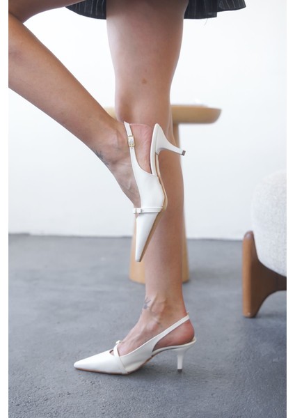 Kadın Deplay Tokalı Kısa Topuklu Ayakkabı - Beyaz fırsatları