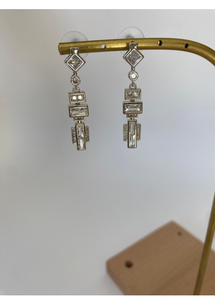 Özel Seri Sallantılı Taşlı Princess Silver Küpe