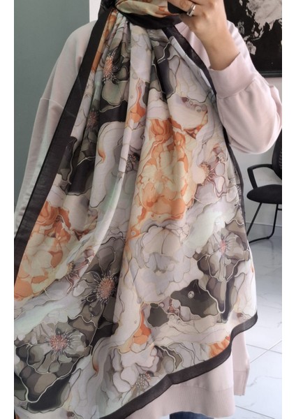 Aminenesil Floral Siyah Bej Turuncu Renk Şal