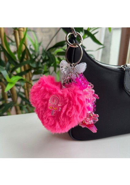 Peluş Kalp Boncuk Çanta Aksesuarı