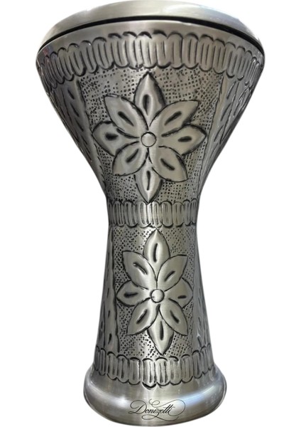 Mısır Darbuka – Çekiç Dövme Kabartma Desen | El Yapımı Sanat Eseri