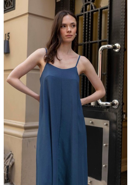 Kadın Ip Askılı Uzun Indigo Elbise fırsatları