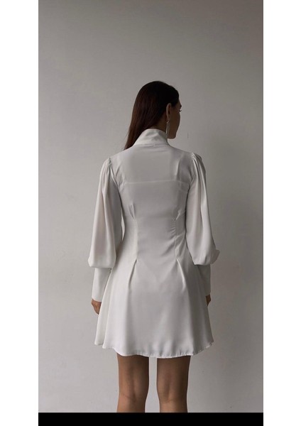 Beyaz Düğmeli Elbise modelleri