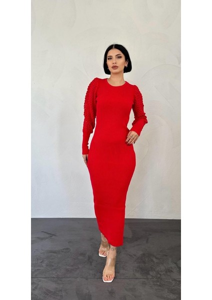 Kırmızı Kolları Örgülü Triko Elbise
