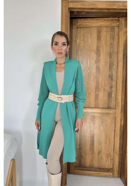 Yeşil Kolları Örgülü Triko Hırka