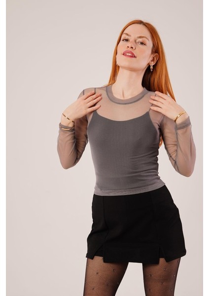 Transparan Gri Tül Basic Bluz