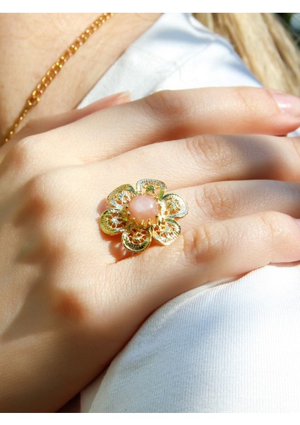 Doğal Taş Pembe Kuvars Doğal Taşlı Çiçek Model Telkari Kadın Ayarlanabilir Altın Kaplama Yüzük EUY59PKG