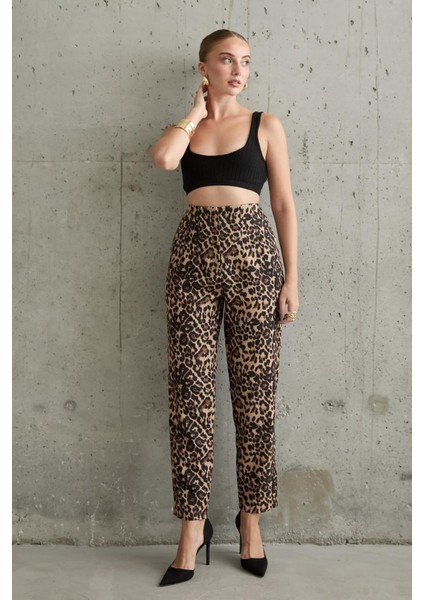 Leopar Desenli Kumaş Pantolon