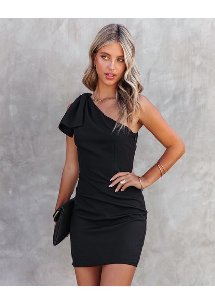 Kadın Tek Omuzu Açık Kelebek Detaylı Janjan Krep Elbise fırsatları