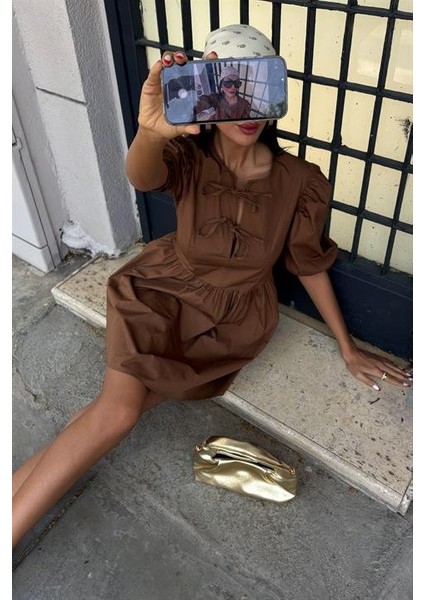 Önü Fiyonk Bağlamalı ve Balon Kollu Elbise 2893 fiyatları