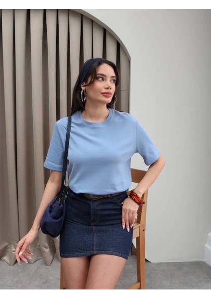 %100 Pamuk Bisiklet Yaka Basic Bebe Mavisi Kadın T-Shirt