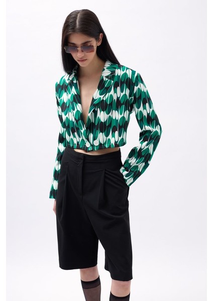 Desenli Crop Ceket