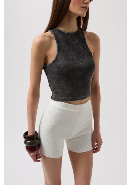 Yıkamalı Halter Yaka Crop Bluz