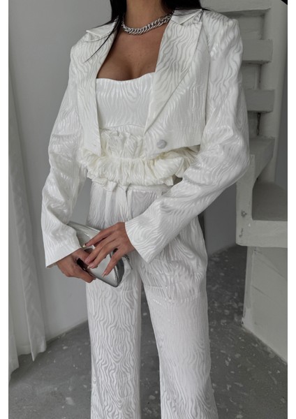 Jakarlı Bluzu Tasarım Detaylı Ceket-Pantolon-Bluz 3 Lü Takım - Beyaz